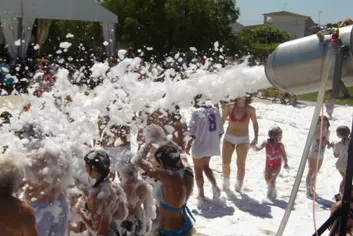 Fiesta de la espuma al aire libre